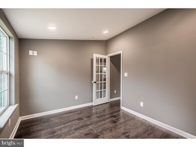 35 Rustleaf Ln, Levittown, PA 19055 - photo 5