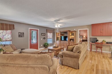 217 Woodland Way Rd, Walhalla, SC 29691 - photo 6