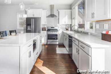 517 N Hudson St, Lowell, MI 49331 - photo 7