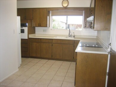 6432 E Ellis St, Mesa, AZ 85205 - photo 7