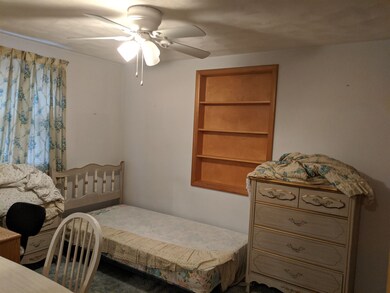 866 W Van Buren St, Berne, IN 46711 - photo 4