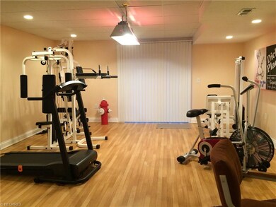 9348 Scottsdale Dr unit 27, Broadview Heights, OH 44147 - photo 4