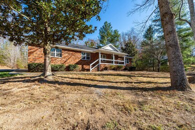02-711 John Burch Rd-2