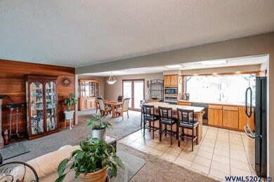 1113 29th Ave SW, Albany, OR 97321 - photo 2