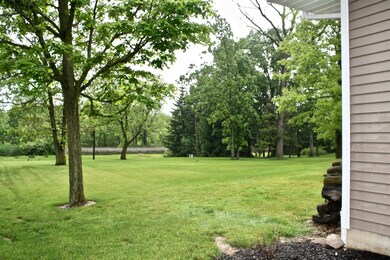 605 Hickory Ln, Ossian, IN 46777 - photo 6