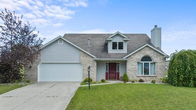 7628 Wynnewood Ln, Fort Wayne, IN 46835 - photo 2