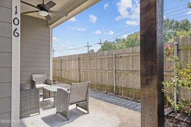 106 Miramar Blvd-5