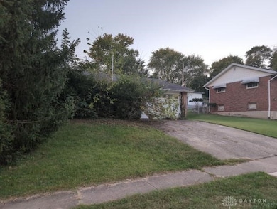 2332 Bonnieview Ave, Dayton, OH 45431 - photo 2