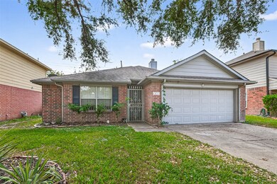 13715 Naomi Hollow Ln, Houston, TX 77082 - photo 4