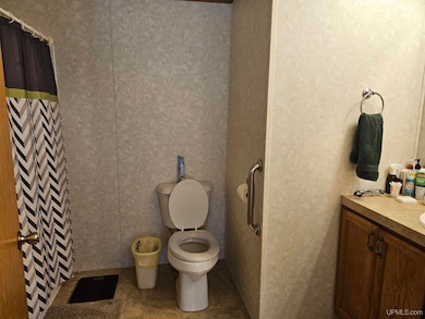 610 S 4th St, Ontonagon, MI 49953 - photo 5