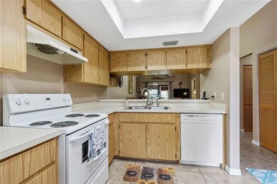 11511 113th St unit 21C, Largo, FL 33778 - photo 3