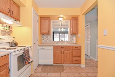 1201 Windsor Dr, Framingham, MA 01701 - photo 5