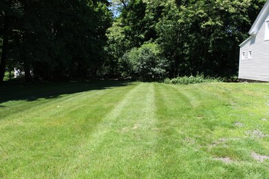 811 High St, Westwood, MA 02090 - photo 3