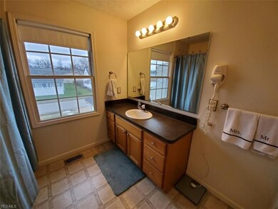 30811 Grant St, Wickliffe, OH 44092 - photo 7