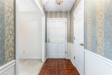 2118 Three Meadows Rd, Greensboro, NC 27455 - photo 5