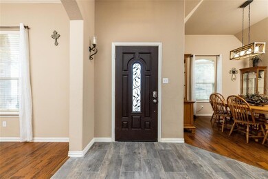 712 Sage Brush Dr, Weatherford, TX 76087 - photo 5