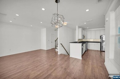 77 Sequoia Dr, Cedar Grove, NJ 07009 - photo 5