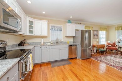 10 Crescent View Ave, Cape Elizabeth, ME 04107 - photo 6