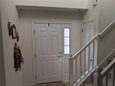 129 Halldale Dr, Whiteland, IN 46184 - photo 3