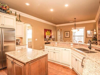 307 NW O St, Bentonville, AR 72712 - photo 3