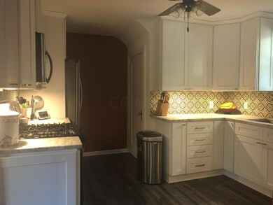 284 Stewart Ave, Columbus, OH 43206 - photo 3