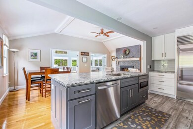 508 Cotuit Bay Dr, Cotuit, MA 02635 - photo 6