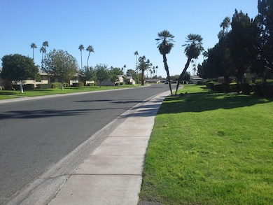 10975 W Santa fe Dr, Sun City, AZ 85351 - photo 6