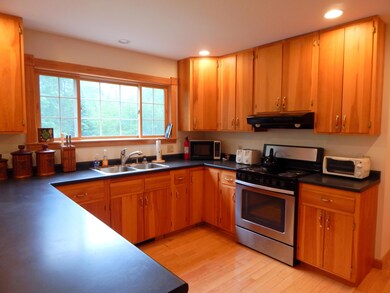 139 E Pond Rd, Jefferson, ME 04348 - photo 6