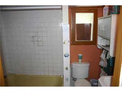 719 SW 14th Terrace, Fort Lauderdale, FL 33312 - photo 5