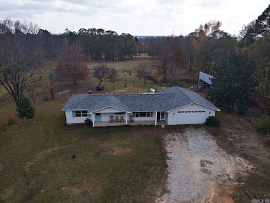 5261 Hickory Grove Rd, Bismarck, AR 71929 - photo 3