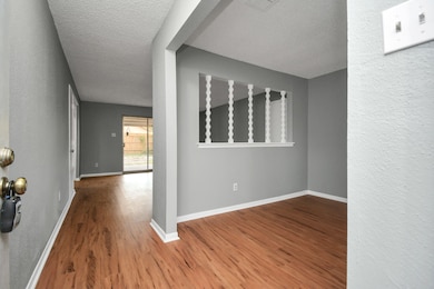 2539 Woodsdale Blvd, Houston, TX 77038 - photo 5