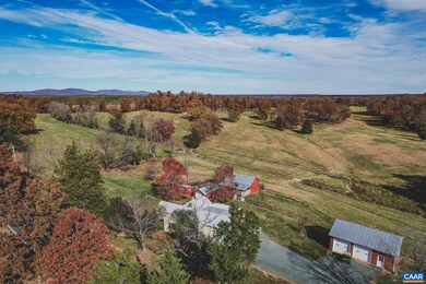 3785 Rolling Rd S, Scottsville, VA 24590 - photo 4
