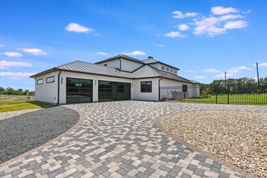 1806 Lauren Dr, Spicewood, TX 78669 - photo 5