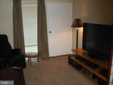 525 Mary St, Frederick, MD 21701 - photo 7