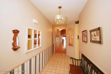 4-Foyer-14 Leeds Ln (1)