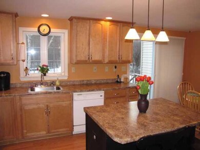 8 West St, Manchester, ME 04351 - photo 3