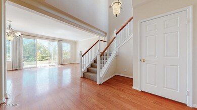 2482 Gillingham Cir, Thousand Oaks, CA 91362 - photo 5