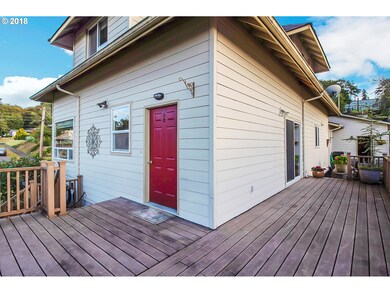 608 E C St, Rainier, OR 97048 - photo 3