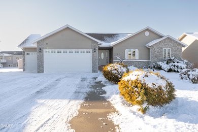 1801 4th Ave SW, Mandan, ND 58554 - photo 3