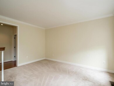 5707 Greenview Ln, Warrenton, VA 20187 - photo 3