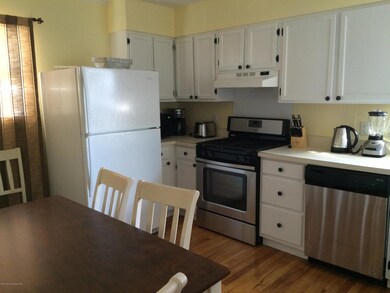 118 Lincoln Ave unit 2nd Floor, Avon By the Sea, NJ 07717 - photo 3