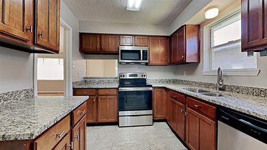 7322 Bubbling Brooks Ln, Houston, TX 77095 - photo 5