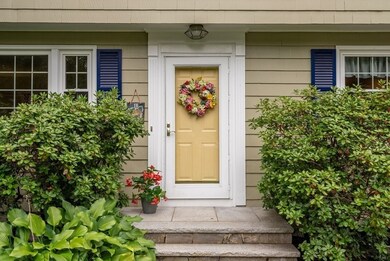 18 Laurel Dr, Medfield, MA 02052 - photo 5