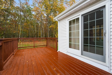 40 Spinnaker Dr, Niantic, CT 06357 - photo 2