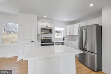 2310 Maytime Dr, Gambrills, MD 21054 - photo 3