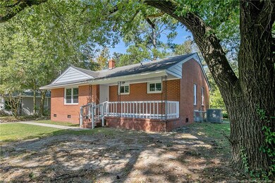 330 Richmond Dr, Fayetteville, NC 28304 - photo 2