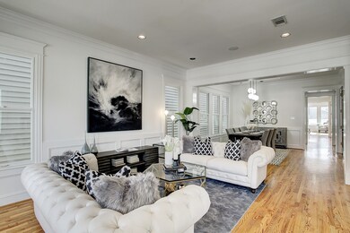 716 E 10th 1/2 St, Houston, TX 77008 - photo 4