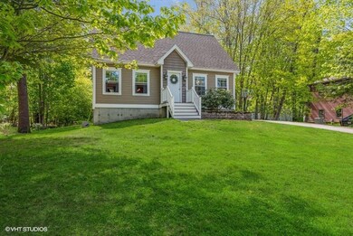 38 Chestnut St, Old Orchard Beach, ME 04064 - photo 2