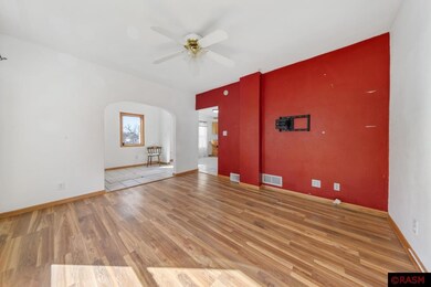 908 908 N 7th St unit Seventh, Mankato, MN 56001 - photo 4