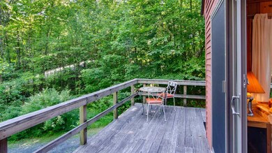 693 Noyes Ln, Hartford, VT 05001 - photo 4